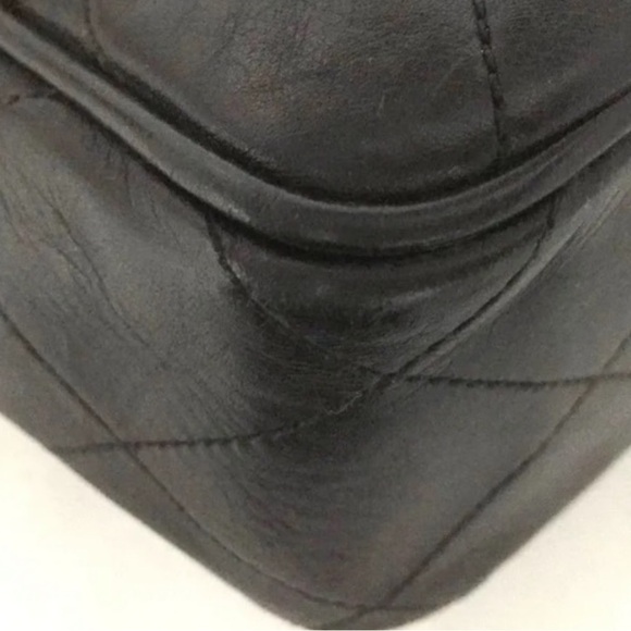 Chanel quilted matelasse lambskin leather shoulder bag w/24k gold chain & charm - Picture 9 of 16